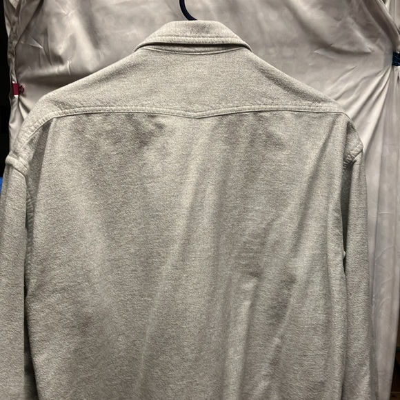 Grizzly Men’s Shirt - Picture 6 of 8